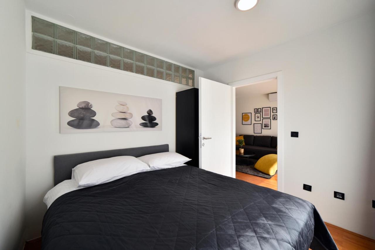 Lavir Apartment With Parking Zagreb Exterior foto